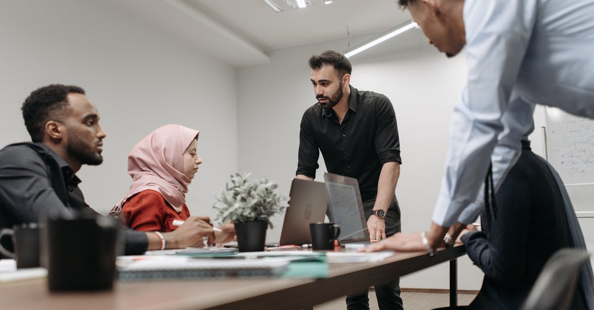 腾讯云账号代实名实名账号：丽人荟app详情下载教程