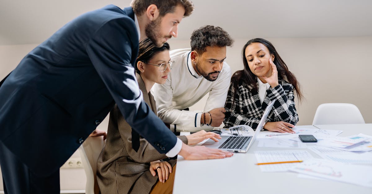 大量出售电话卡：剑灵美服账号注册